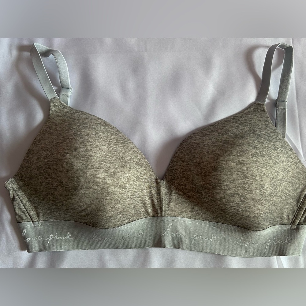 Victoria's Secret PINK Wear Everywhere Wireless Bra Size 34DD